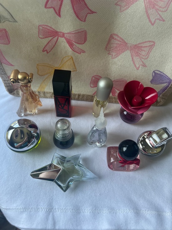 Cute.10pc Mini Perfumes. - Picture 9 of 12